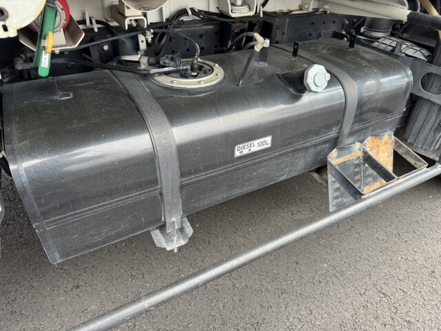 UDトラックスカゼットパッカー車（塵芥車）小型（2t・3t）[写真37]