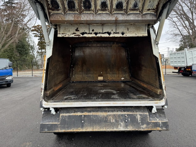 UDトラックスカゼットパッカー車（塵芥車）小型（2t・3t）[写真08]