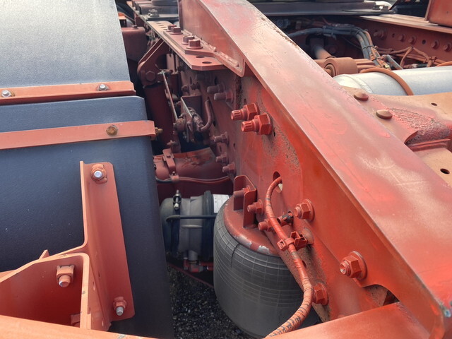 日野プロフィアトレーラーヘッド（トラクターヘッド）大型（10t）[写真14]