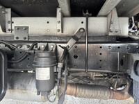 三菱ふそうキャンターアルミバン小型（2t・3t）[写真25]