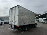 三菱ふそうキャンターアルミバン小型（2t・3t）[写真02]