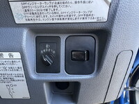 三菱ふそうキャンターアルミバン小型（2t・3t）[写真09]