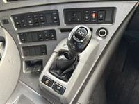 UDトラックスクオンアルミウイング大型（10t）[写真28]