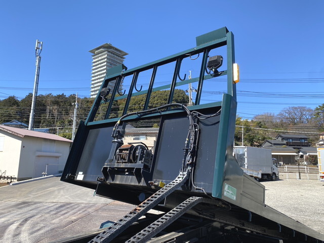 いすゞフォワードセーフティローダー増トン（6t・8t）[写真13]