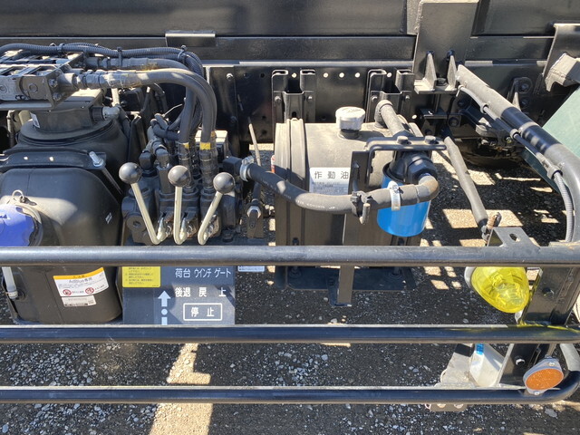 いすゞフォワードセーフティローダー増トン（6t・8t）[写真15]