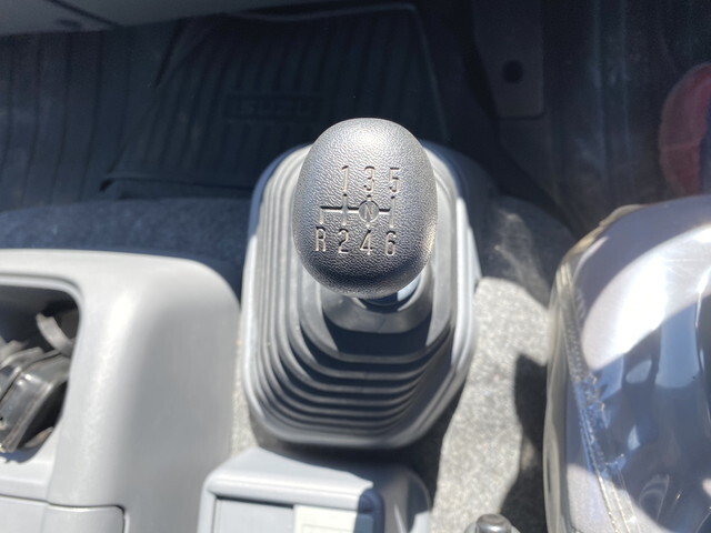 いすゞフォワードセーフティローダー増トン（6t・8t）[写真29]