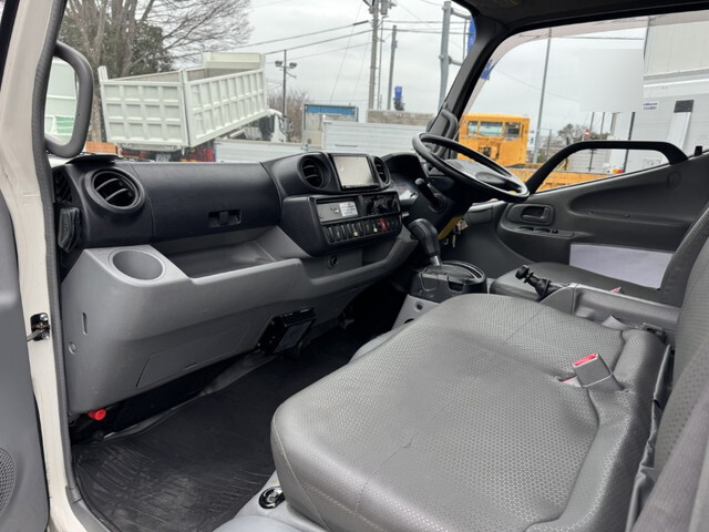 日野デュトロ高所作業車小型（2t・3t）[写真12]