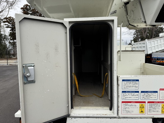 日野デュトロ高所作業車小型（2t・3t）[写真32]