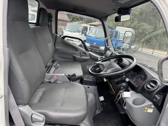 日野デュトロ高所作業車小型（2t・3t）[写真05]