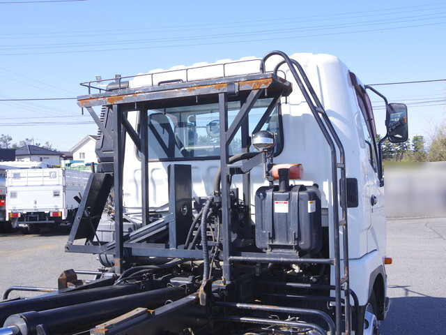 三菱ふそうファイターコンテナ専用車中型（4t）[写真12]