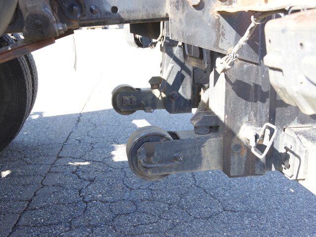 三菱ふそうファイターコンテナ専用車中型（4t）[写真13]