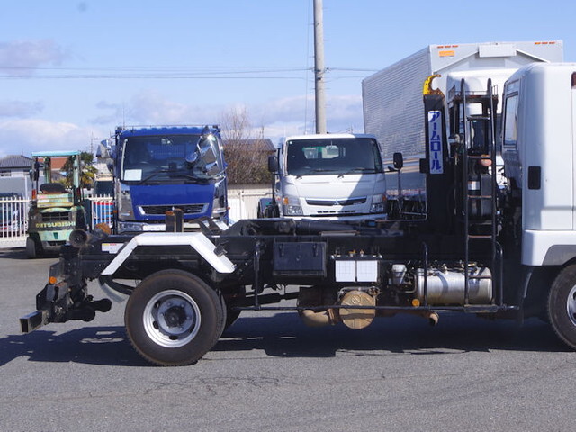 三菱ふそうファイターコンテナ専用車中型（4t）[写真16]