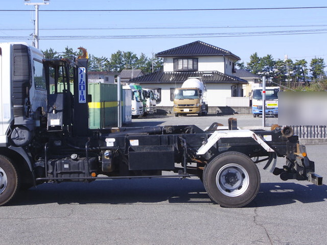 三菱ふそうファイターコンテナ専用車中型（4t）[写真17]