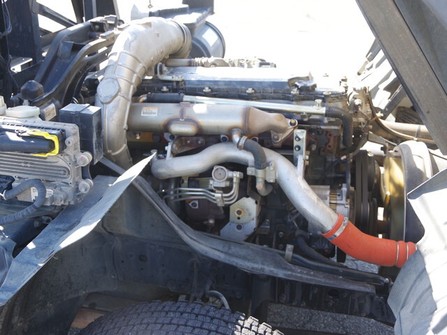 三菱ふそうファイターコンテナ専用車中型（4t）[写真24]