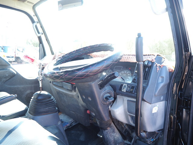 いすゞエルフダンプ小型（2t・3t）[写真34]