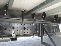 三菱ふそうキャンターアルミウイング小型（2t・3t）[写真13]