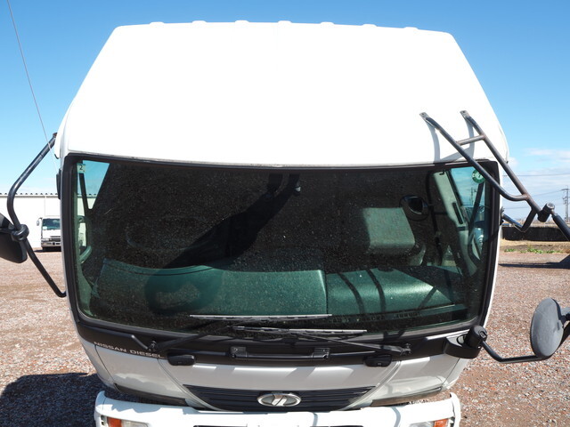 UDトラックスコンドル深ダンプ（土砂禁ダンプ）中型（4t）[写真11]