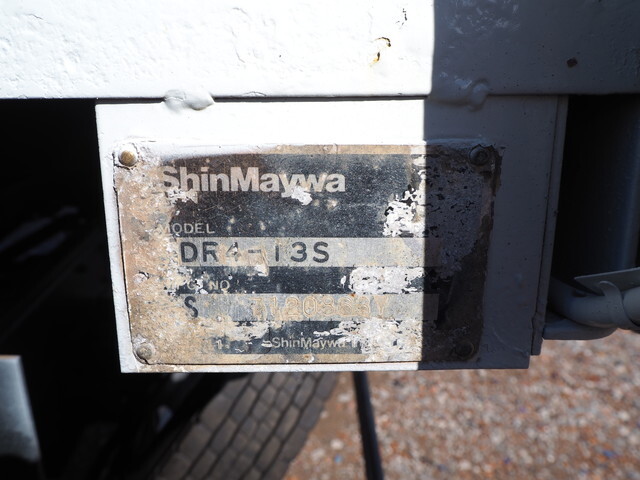 UDトラックスコンドル深ダンプ（土砂禁ダンプ）中型（4t）[写真31]