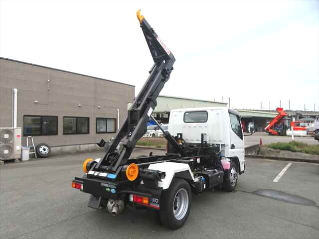 三菱ふそうキャンターダンプ小型（2t・3t）[写真02]