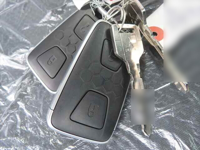 三菱ふそうキャンターダンプ小型（2t・3t）[写真22]