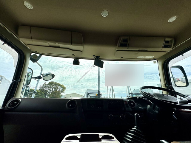 日野レンジャー冷凍車（冷蔵車）中型（4t）[写真25]