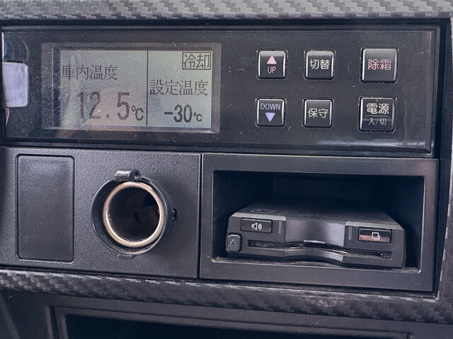 日野レンジャー冷凍車（冷蔵車）中型（4t）[写真26]