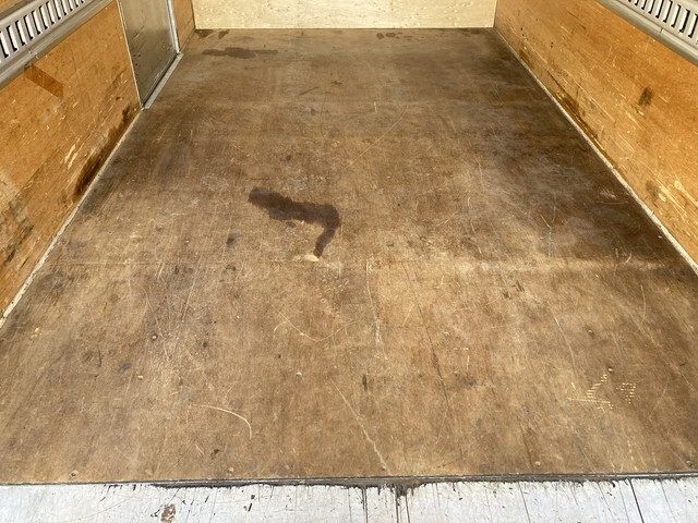 日産アトラスアルミバン小型（2t・3t）[写真24]