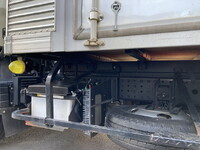 日産アトラスアルミバン小型（2t・3t）[写真10]