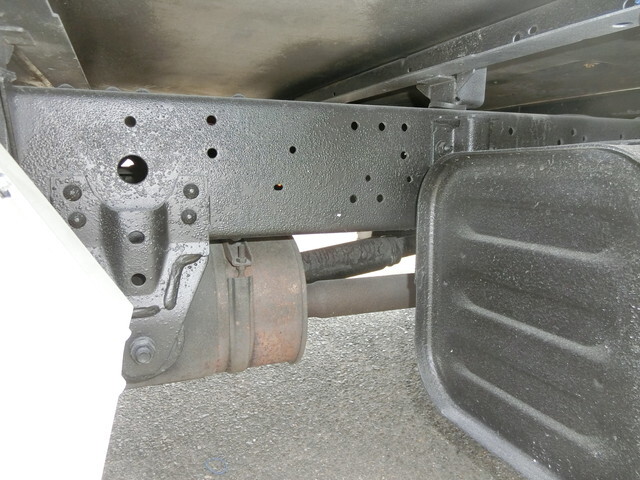 トヨタトヨエース平ボディ小型（2t・3t）[写真15]