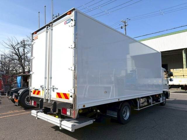 日野レンジャー冷凍車（冷蔵車）中型（4t）[写真04]