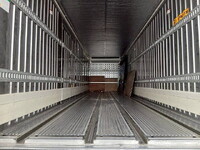 三菱ふそうスーパーグレート冷凍車（冷蔵車）大型（10t）[写真13]