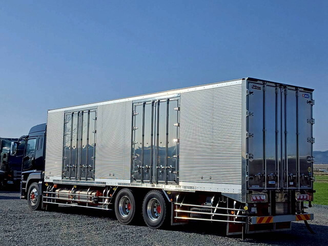 三菱ふそうスーパーグレート冷凍車（冷蔵車）大型（10t）[写真02]