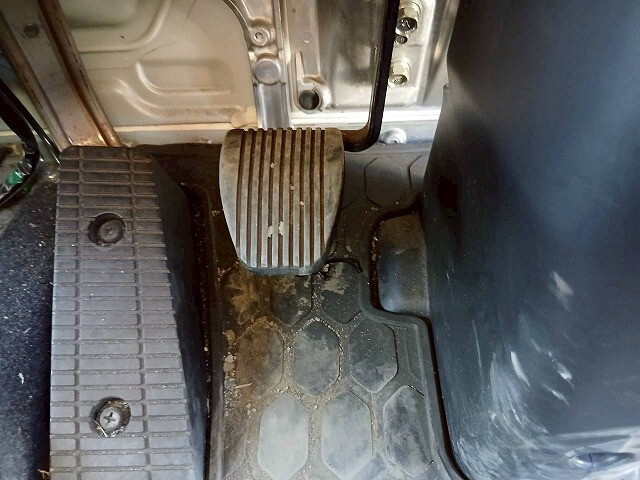 日野レンジャー冷凍車（冷蔵車）中型（4t）[写真18]