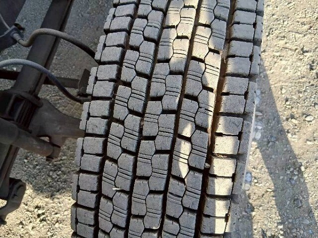 日野レンジャー冷凍車（冷蔵車）中型（4t）[写真40]