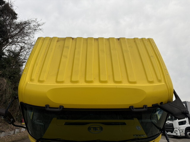 UDトラックスクオンアルミブロック大型（10t）[写真33]