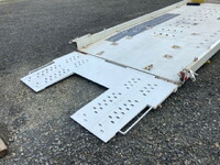 日産アトラスセーフティローダー小型（2t・3t）[写真11]