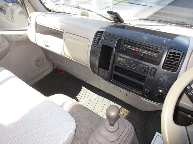 日野デュトロクレーン5段小型（2t・3t）[写真34]