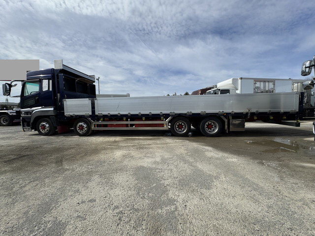 三菱ふそうスーパーグレート平ボディ大型（10t）[写真09]