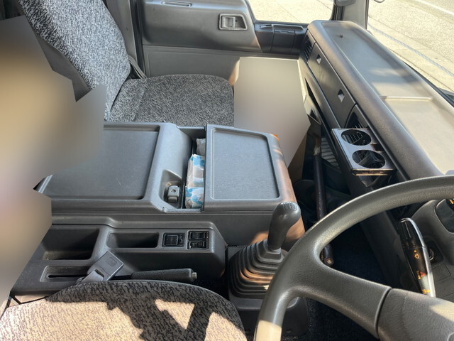 日野レンジャーアルミウイング中型（4t）[写真31]