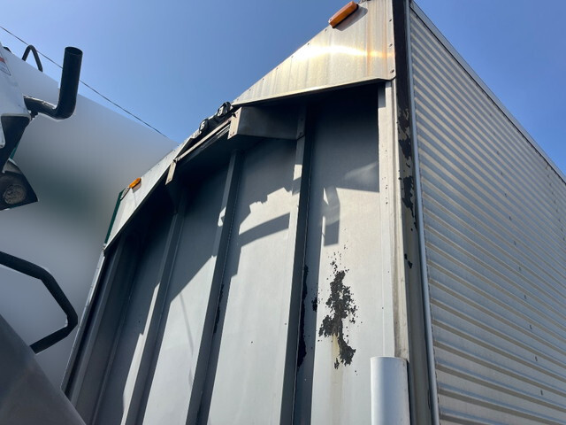 日野レンジャーアルミウイング中型（4t）[写真06]