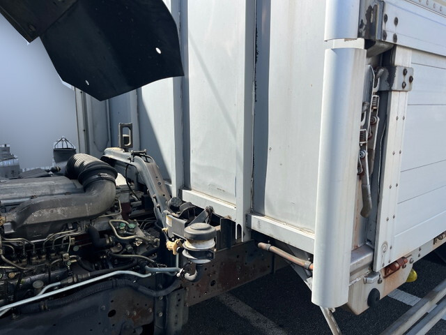 日野レンジャーアルミウイング中型（4t）[写真07]