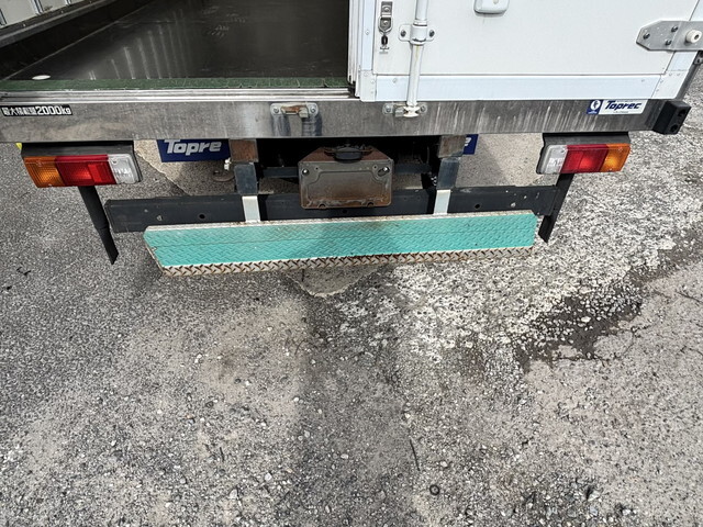 日野デュトロ冷凍車（冷蔵車）小型（2t・3t）[写真15]