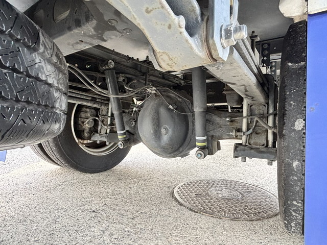 日野デュトロ冷凍車（冷蔵車）小型（2t・3t）[写真17]