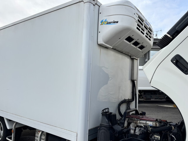 日野デュトロ冷凍車（冷蔵車）小型（2t・3t）[写真23]