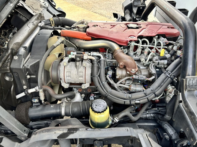 日野デュトロ冷凍車（冷蔵車）小型（2t・3t）[写真28]