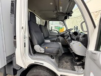 日野デュトロ冷凍車（冷蔵車）小型（2t・3t）[写真34]