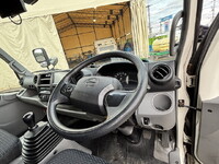 日野デュトロ冷凍車（冷蔵車）小型（2t・3t）[写真36]