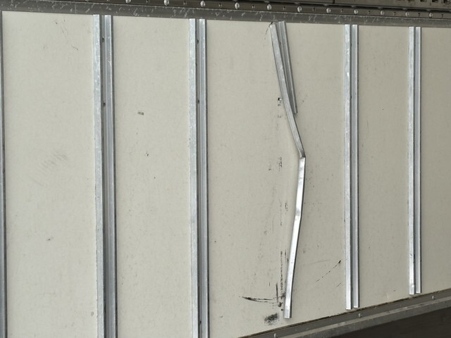 日野デュトロ冷凍車（冷蔵車）小型（2t・3t）[写真09]