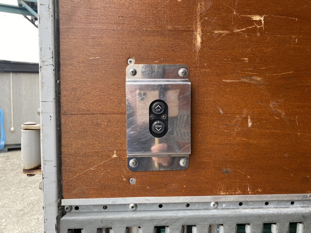 三菱ふそうキャンターアルミバン小型（2t・3t）[写真14]