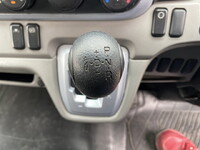 三菱ふそうキャンターアルミバン小型（2t・3t）[写真24]